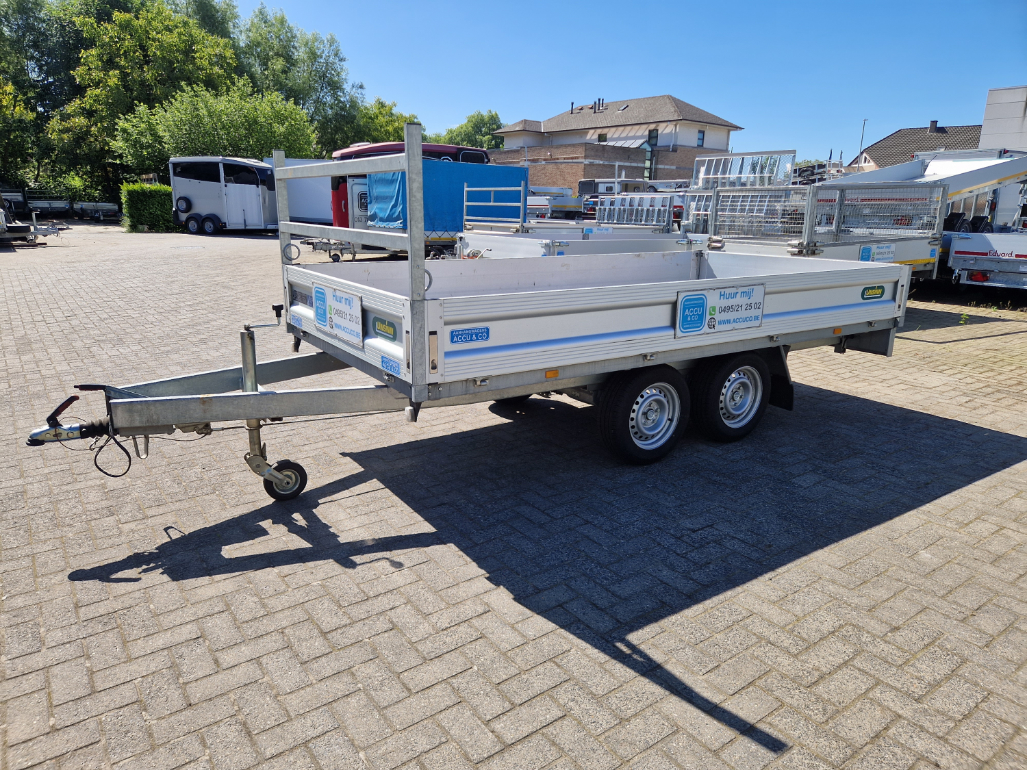 Foto 1 van 3 - 3m66 x 1m75 x 35 cm / 2600 kg / Plateau aanhangwagen
